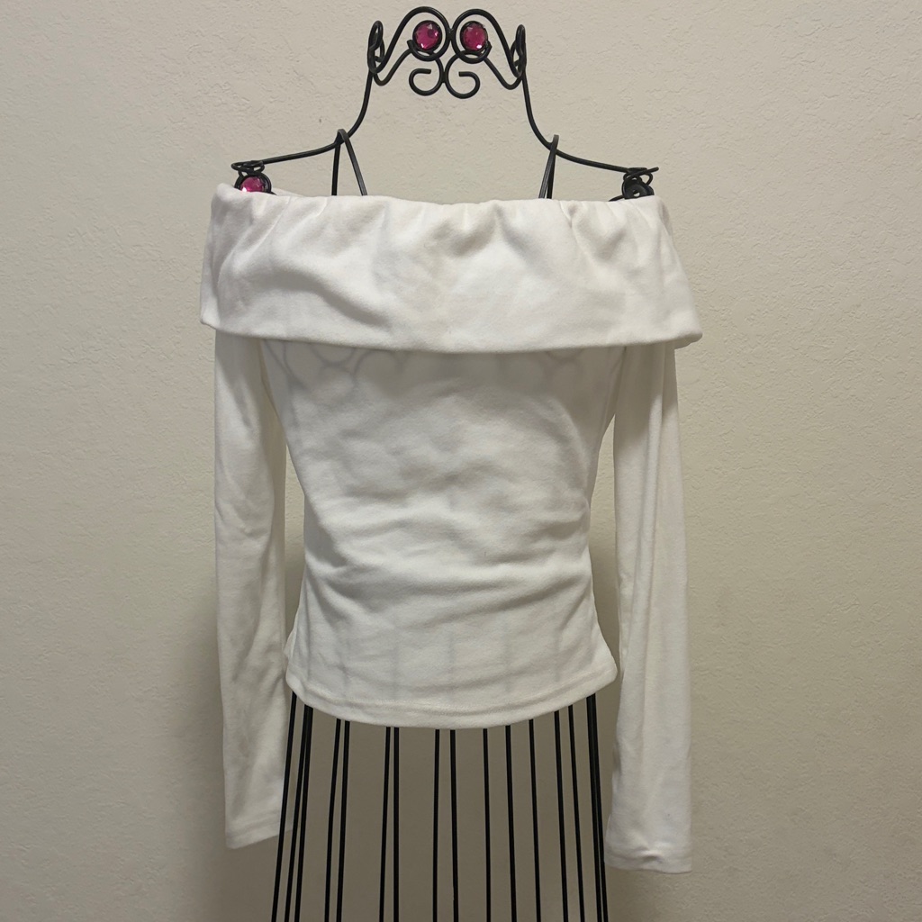 Shein White Off-Shoulder Long Sleeve Top